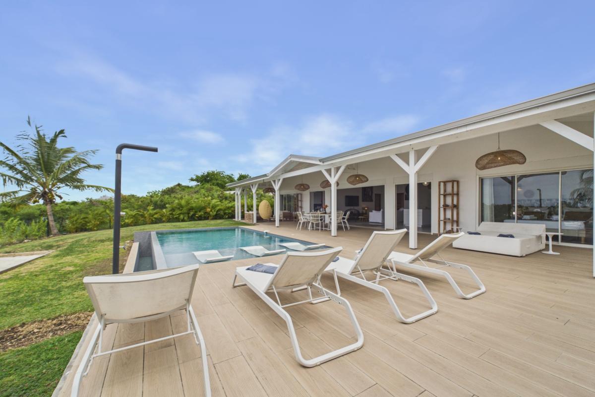 42.Location villa avec piscine vue mer Saint François Guadeloupe